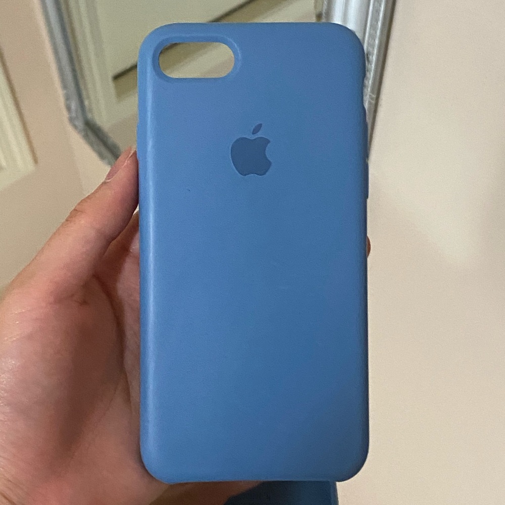 iPhone 8 Apple Logo Case